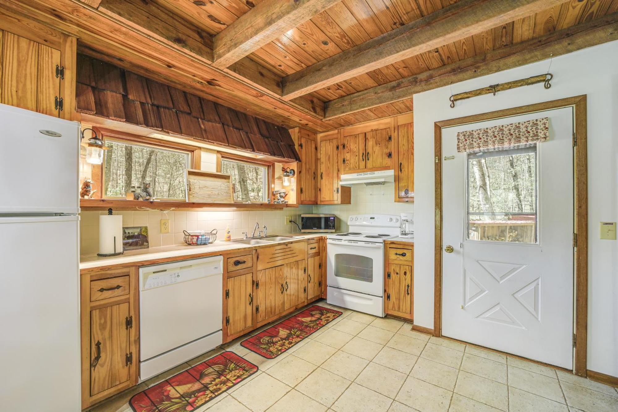 Creekside Whittier Cabin With Fire Pit Near Hiking! Екстер'єр фото