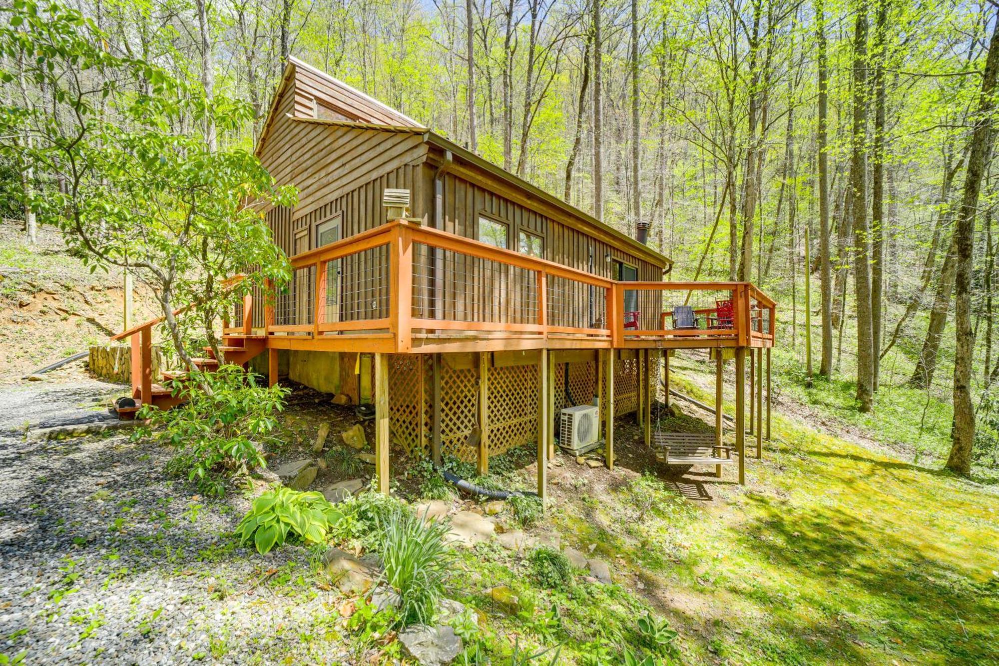 Creekside Whittier Cabin With Fire Pit Near Hiking! Екстер'єр фото